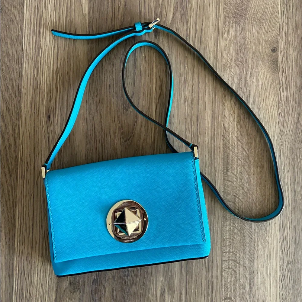 Kate Spade Newbury Lane Sally Saffiano Leather Crossbody